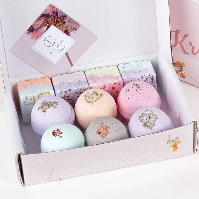 Bath bombs gifts for mom